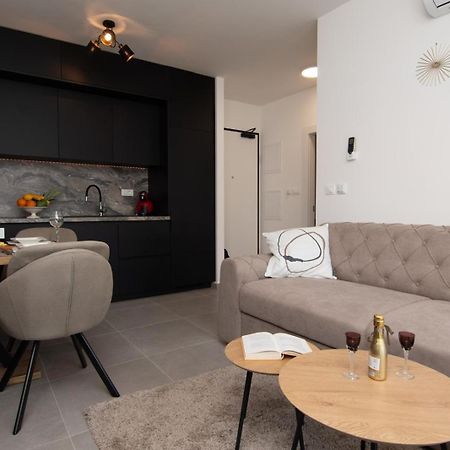 Studio Apartman Apollonia Sinj Exteriér fotografie