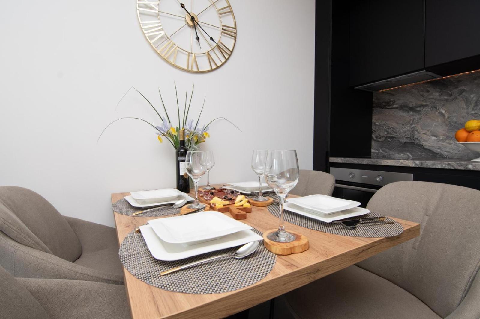 Studio Apartman Apollonia Sinj Exteriér fotografie