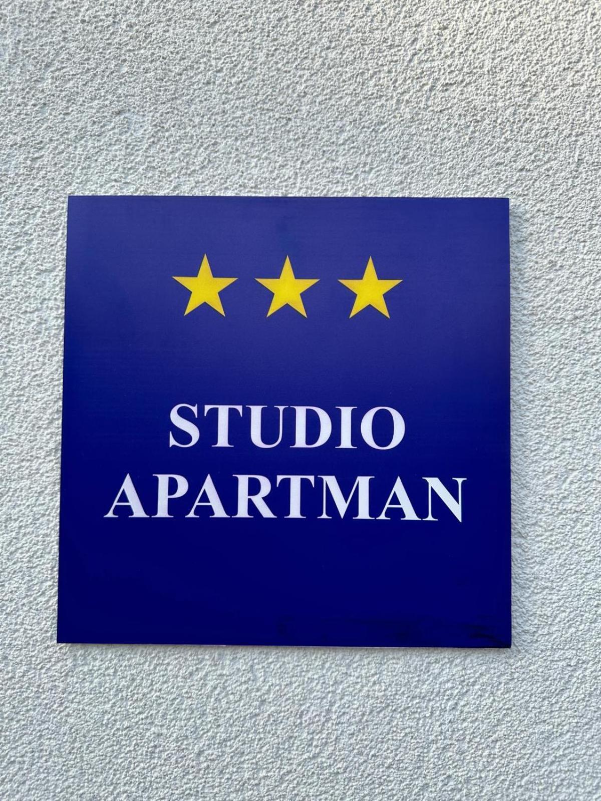Studio Apartman Apollonia Sinj Exteriér fotografie